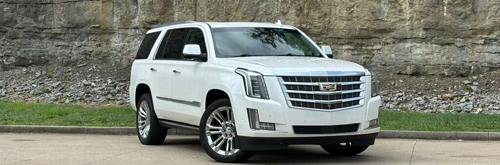 Used 2018 Cadillac Escalade Premium Luxury w/ LPO, Radiant Package image 2