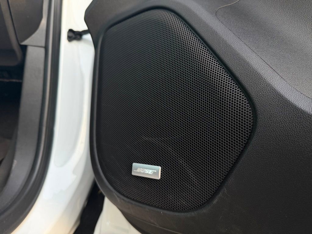 Used 2023 GMC Acadia AT4 w/ Technology Package image 35