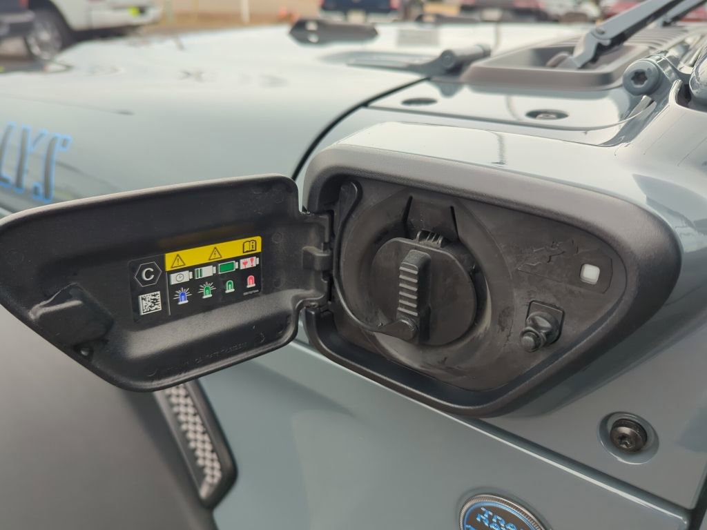 Used 2025 Jeep Wrangler Unlimited Sport S 4xe image 13