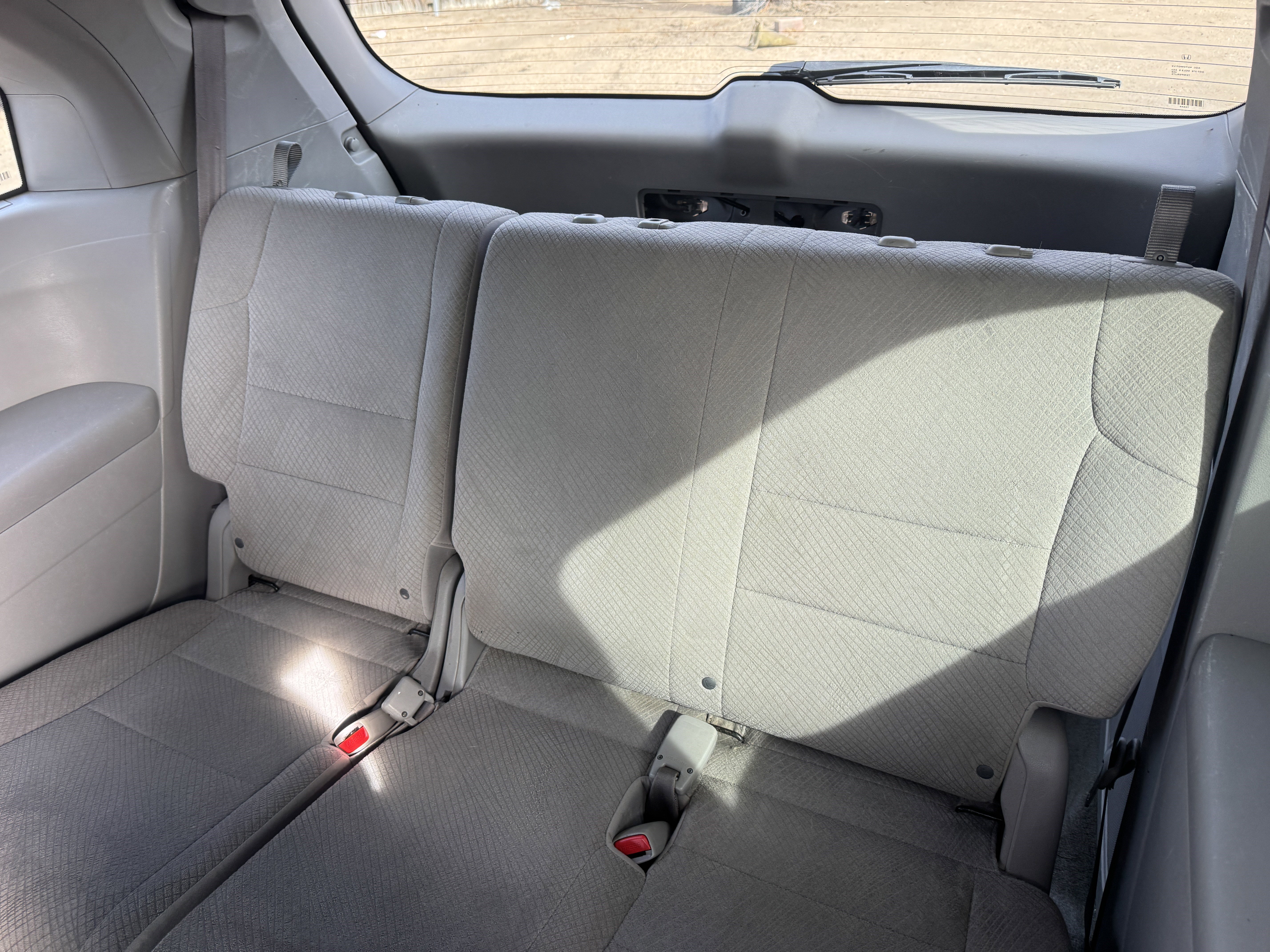 Used 2015 Honda Odyssey LX image 16