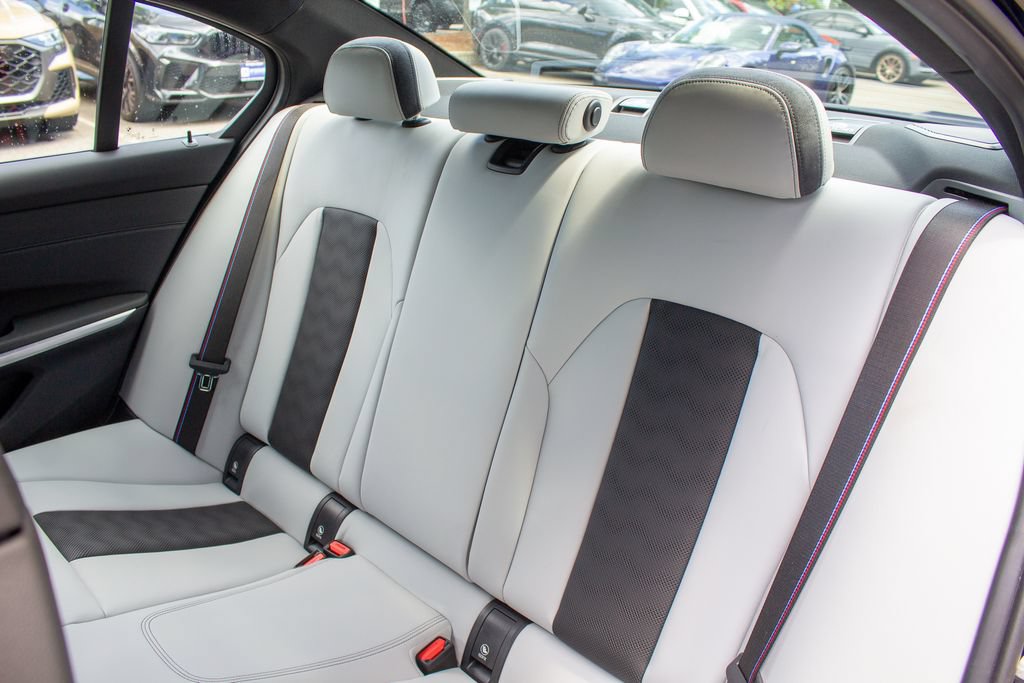 Used 2026 BMW M3 Competition AWD/4WD image 21