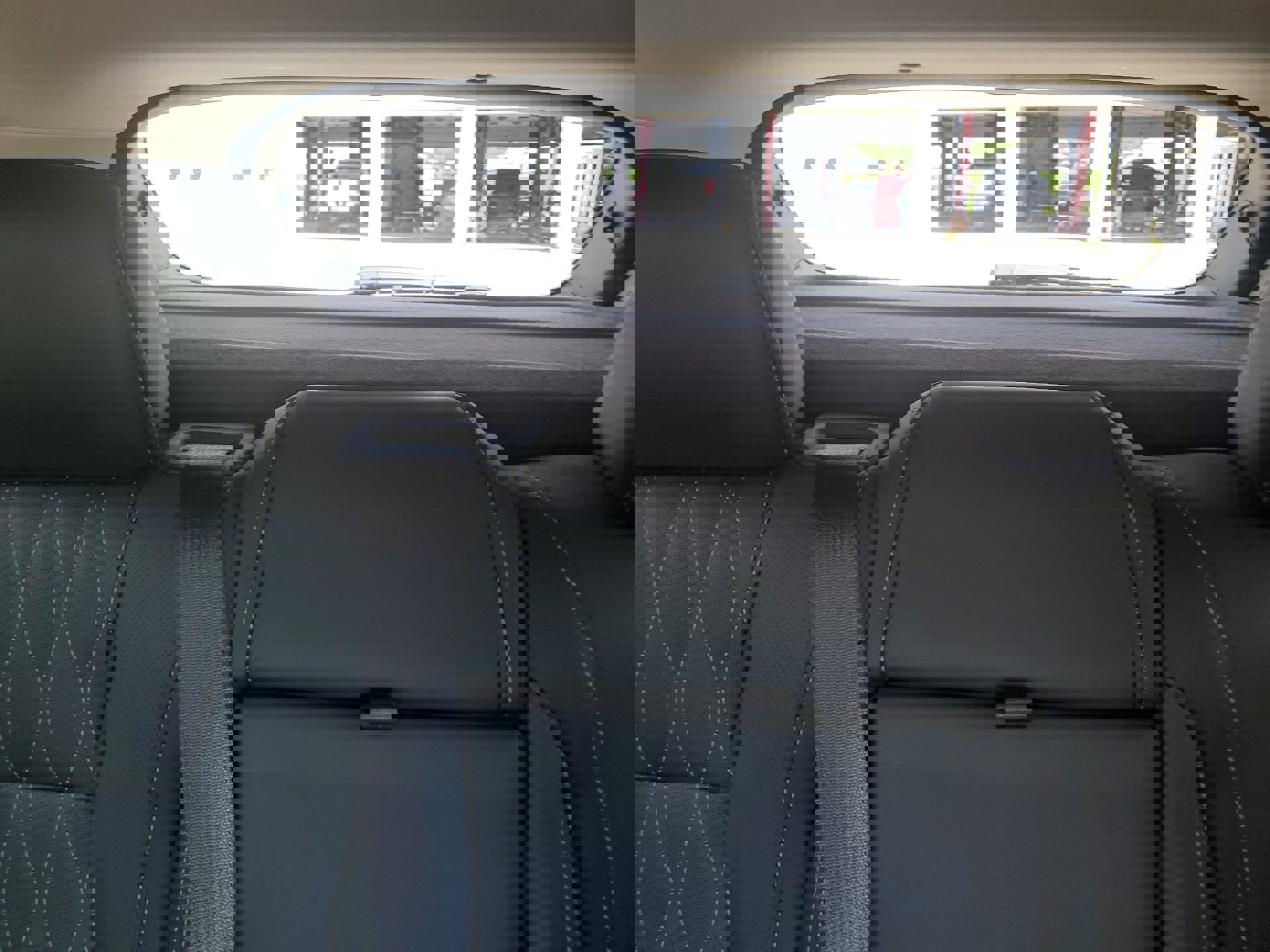 Certified 2022 Buick Envision Avenir w/ Technology Package II image 14