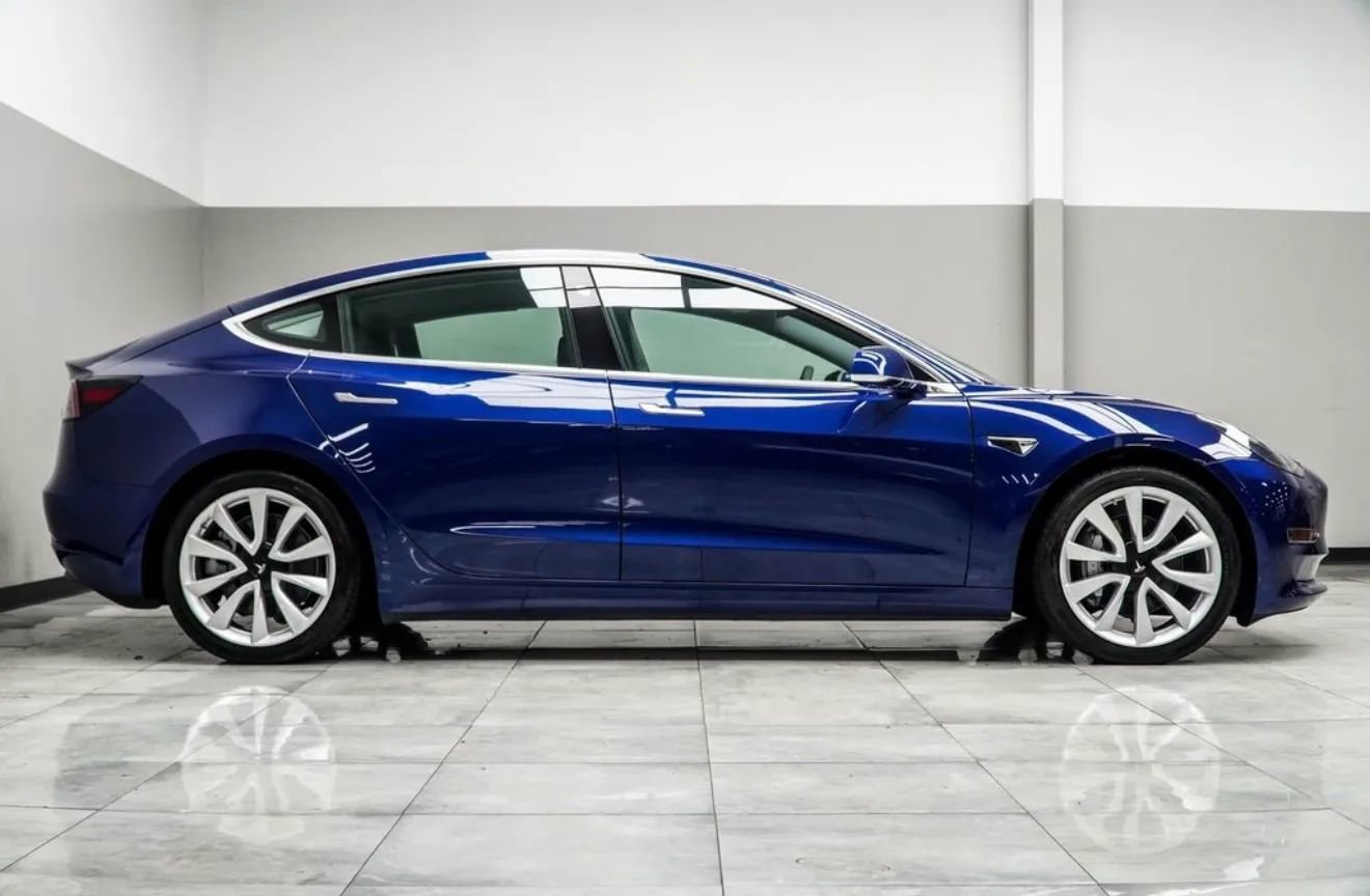 Used 2020 Tesla Model 3 Long Range image 4
