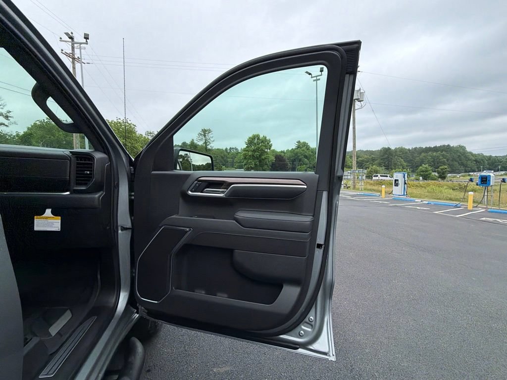 New 2026 Chevrolet Silverado 1500 RST w/ RST Select Package AWD/4WD image 31