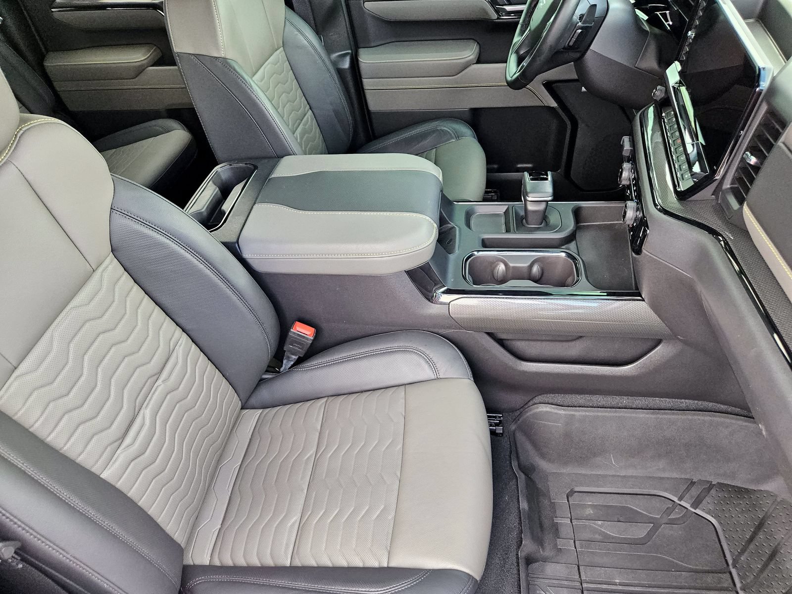 Certified 2025 Chevrolet Silverado 1500 ZR2 w/ Technology Package AWD/4WD image 19