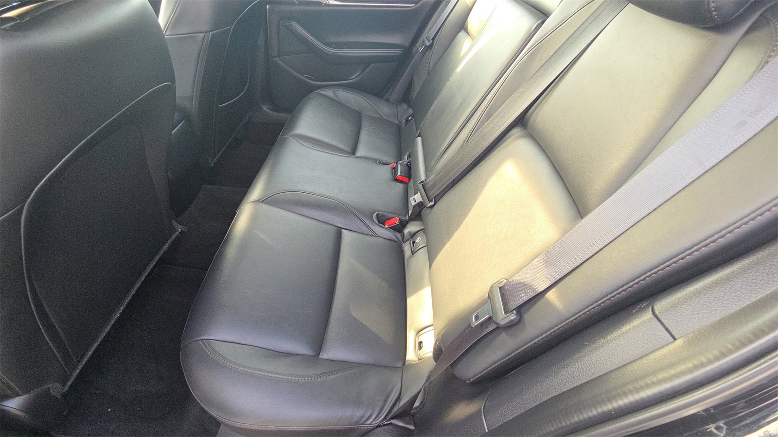 Used 2023 MAZDA MAZDA3 s image 26