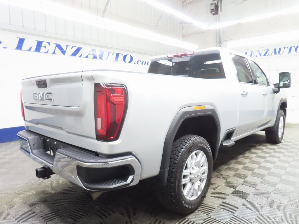 Used 2022 GMC Sierra 2500 SLT w/ SLT Convenience Package image 4