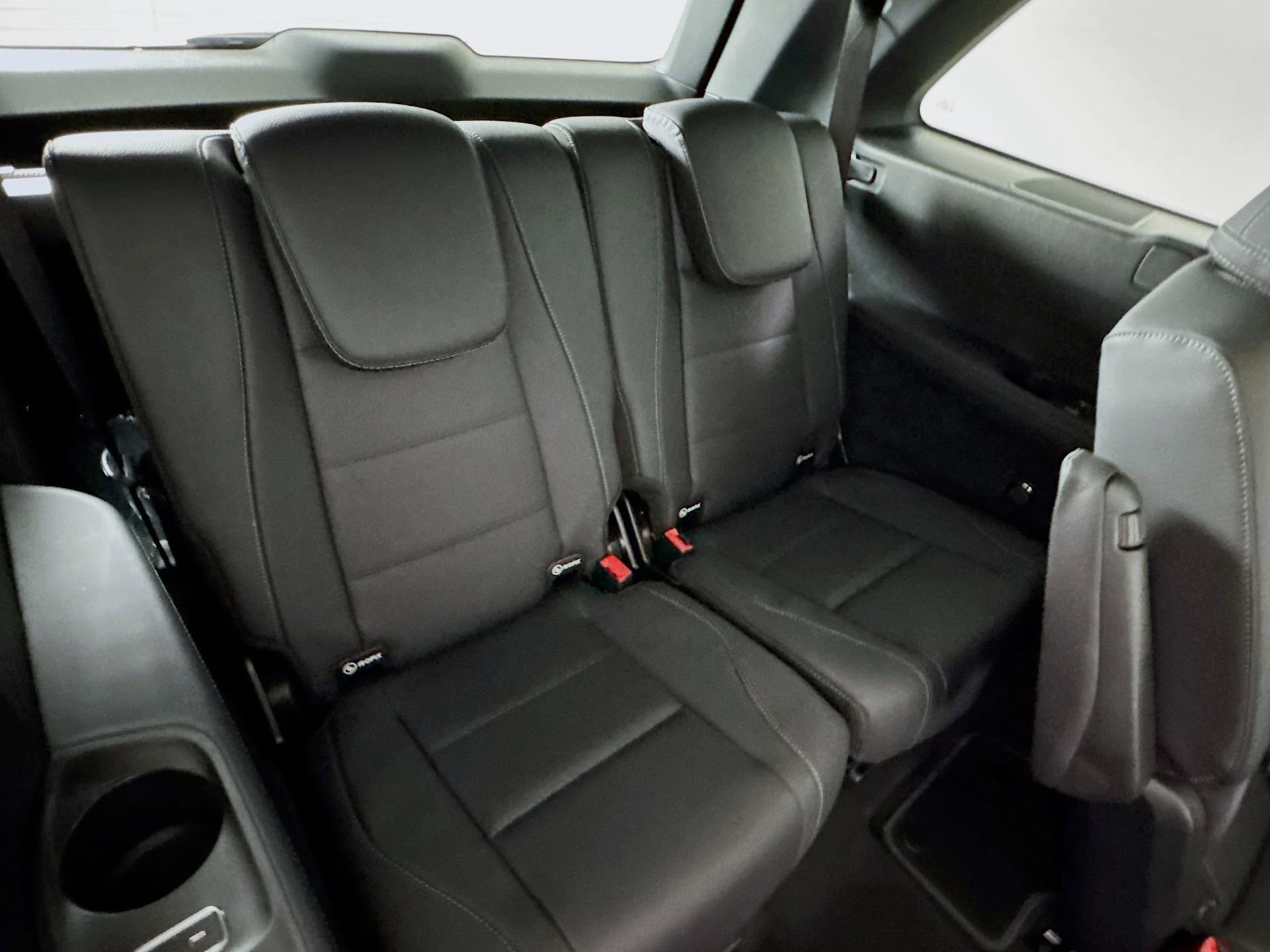 New 2026 Mercedes-Benz GLS 450 4MATIC image 30