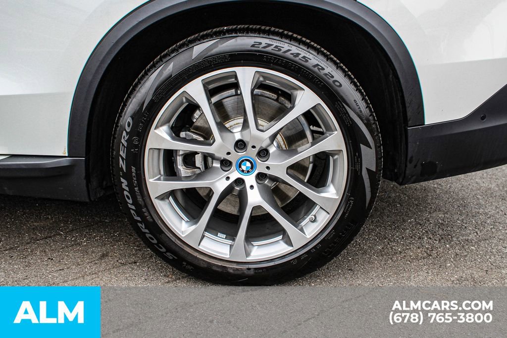 Used 2025 BMW X5 xDrive50e image 16