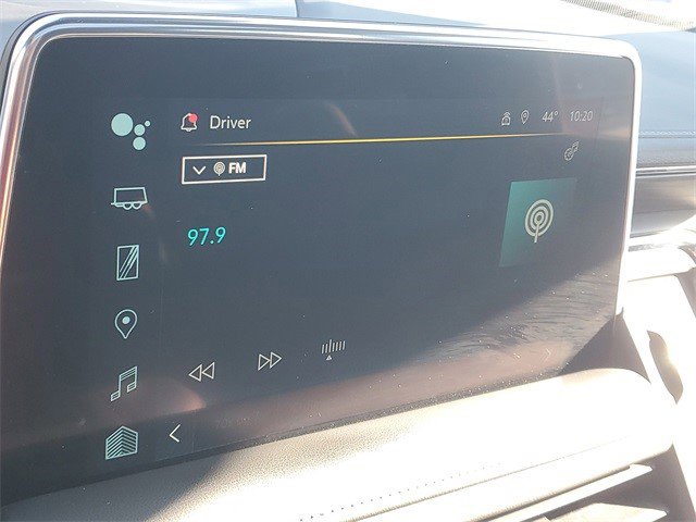 Certified 2023 Chevrolet Suburban Z71 w/ Luxury Package image 28