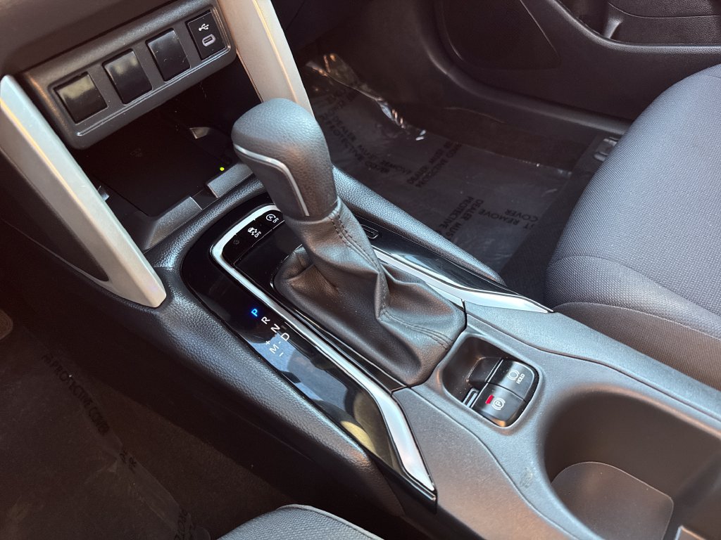Used 2024 Toyota Corolla Cross LE w/ Moonroof Package AWD/4WD image 25