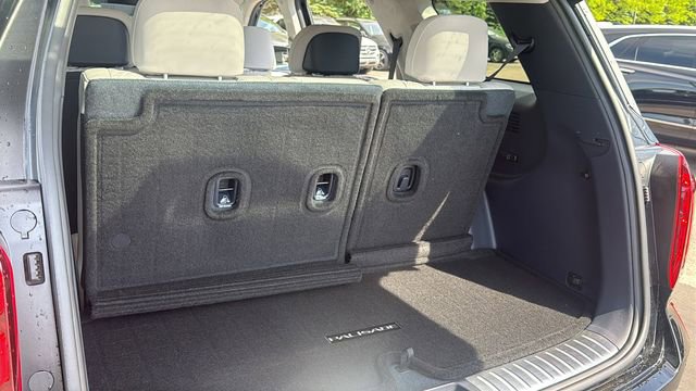 Used 2024 Hyundai Palisade AWD image 17