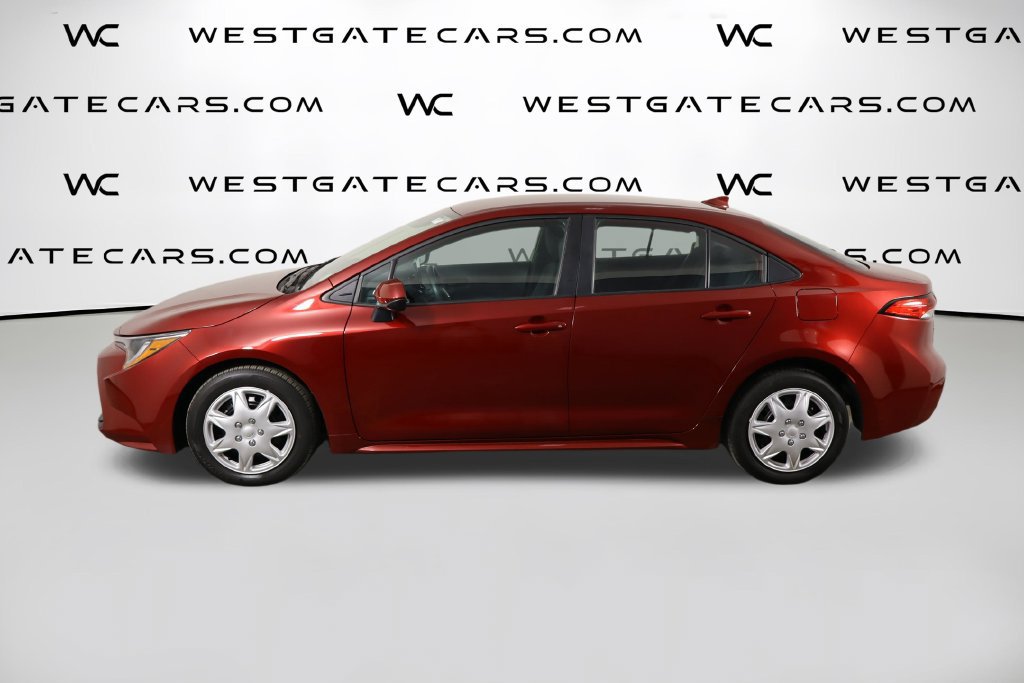 Used 2024 Toyota Corolla LE FWD image 5