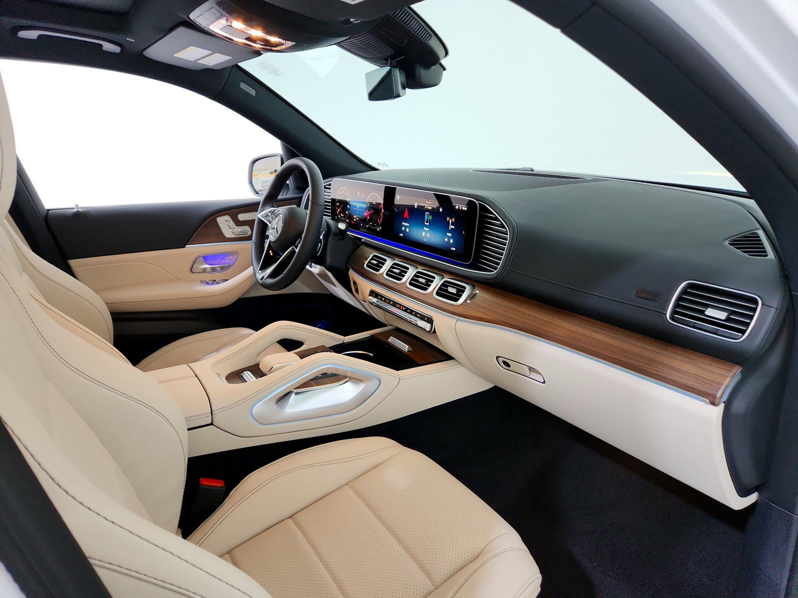 New 2026 Mercedes-Benz GLS 450 4MATIC image 10