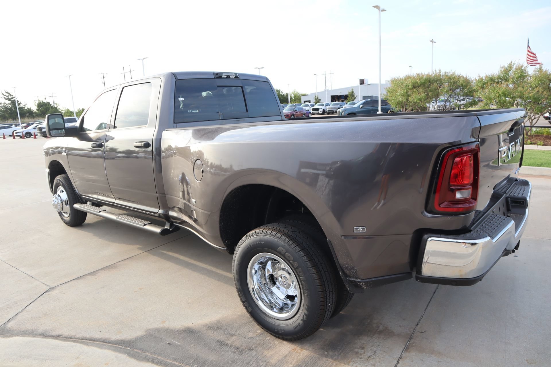 New 2026 RAM 3500 Tradesman AWD/4WD image 22