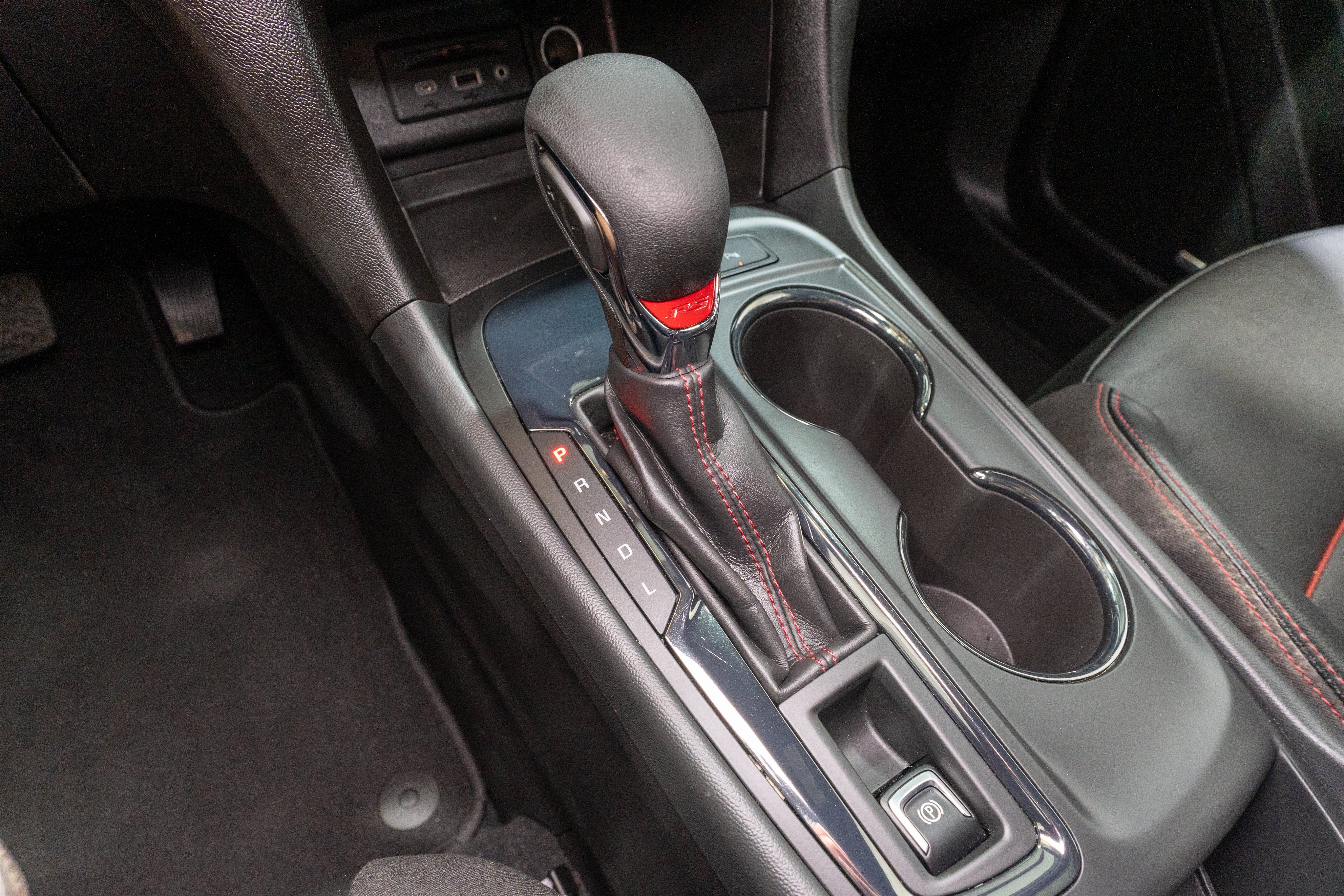 Used 2024 Chevrolet Equinox RS w/ RS Leather Package FWD image 23