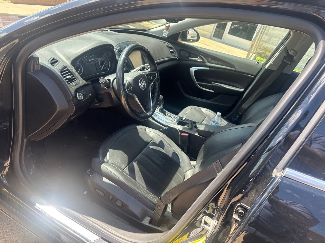 Used 2016 Buick Regal Premium w/ Driver Confidence Package #2 FWD image 9