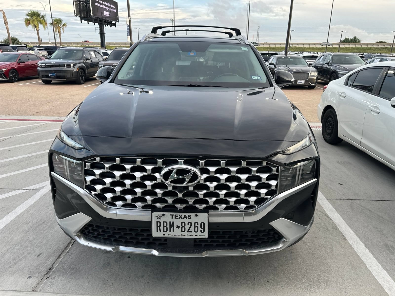Used 2022 Hyundai Santa Fe Limited AWD/4WD image 3