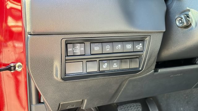 Used 2023 Toyota Tundra Platinum AWD/4WD image 11