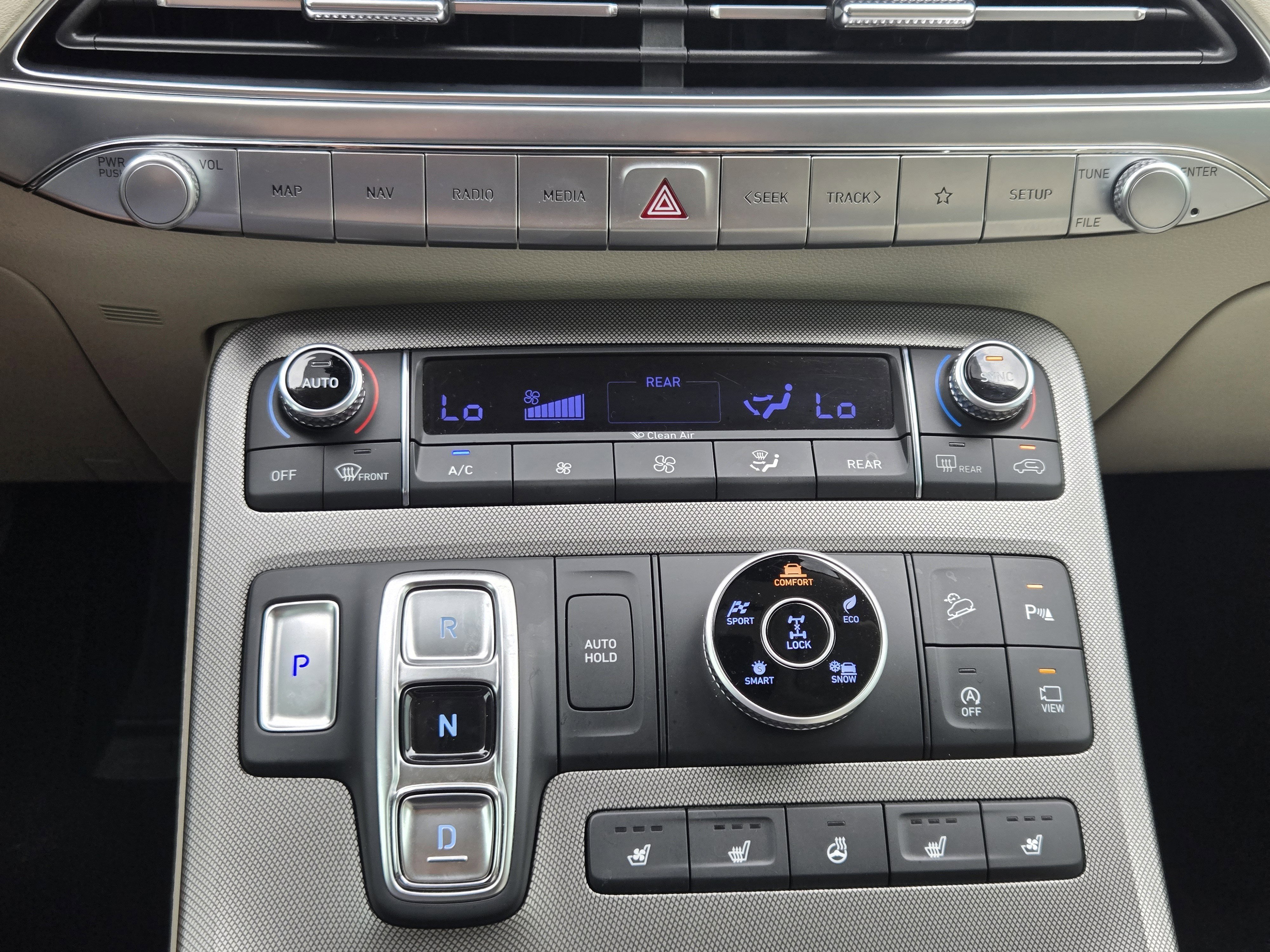 Used 2020 Hyundai Palisade Limited image 16