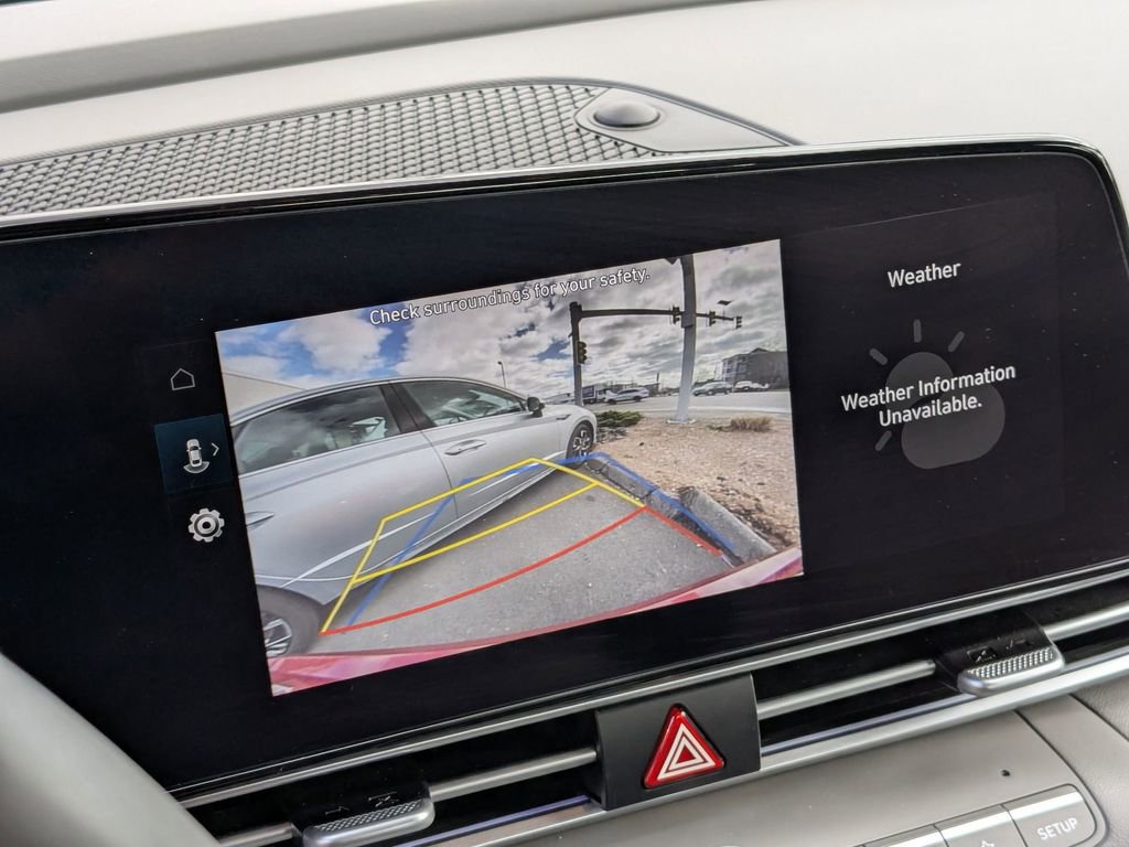 Used 2025 Hyundai Elantra SEL FWD image 22