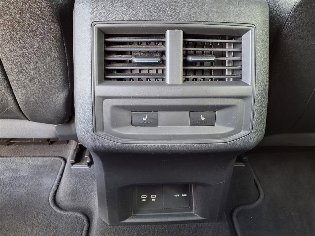 Used 2023 Volkswagen Atlas Cross Sport SEL Premium R-Line image 16