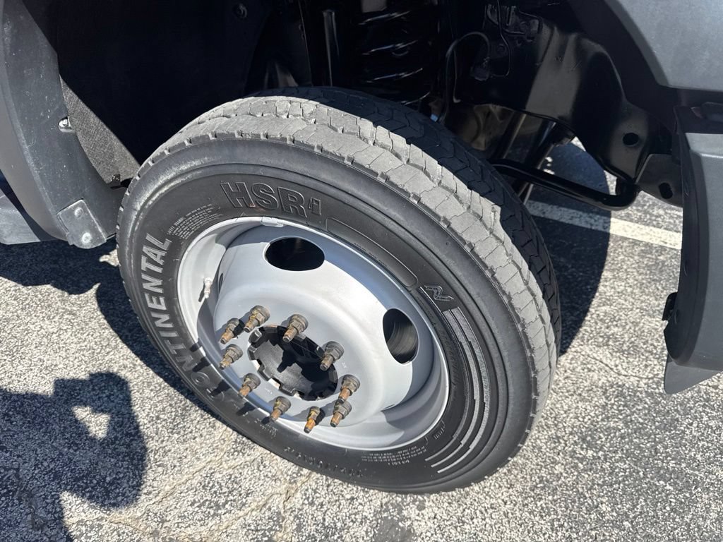 Used 2016 Ford F550 4x4 Regular Cab Super Duty image 18