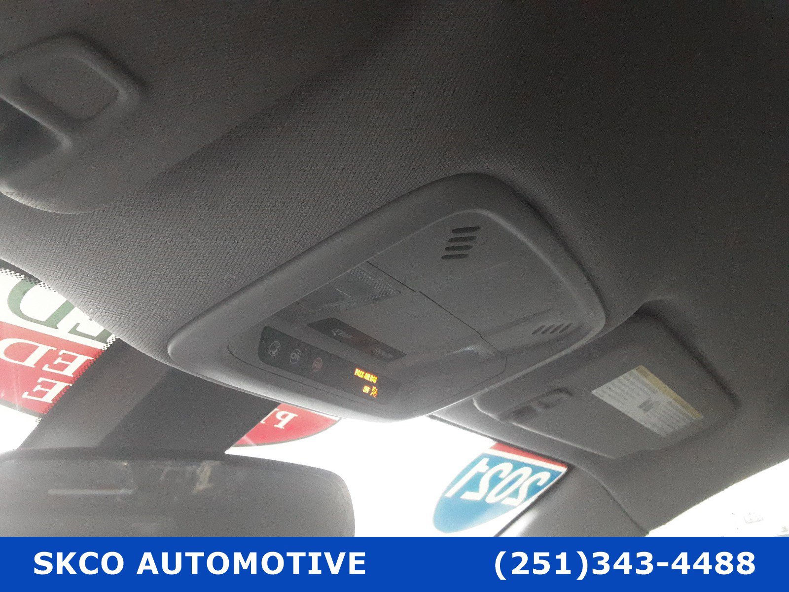 Used 2021 Chevrolet Malibu LT FWD image 26