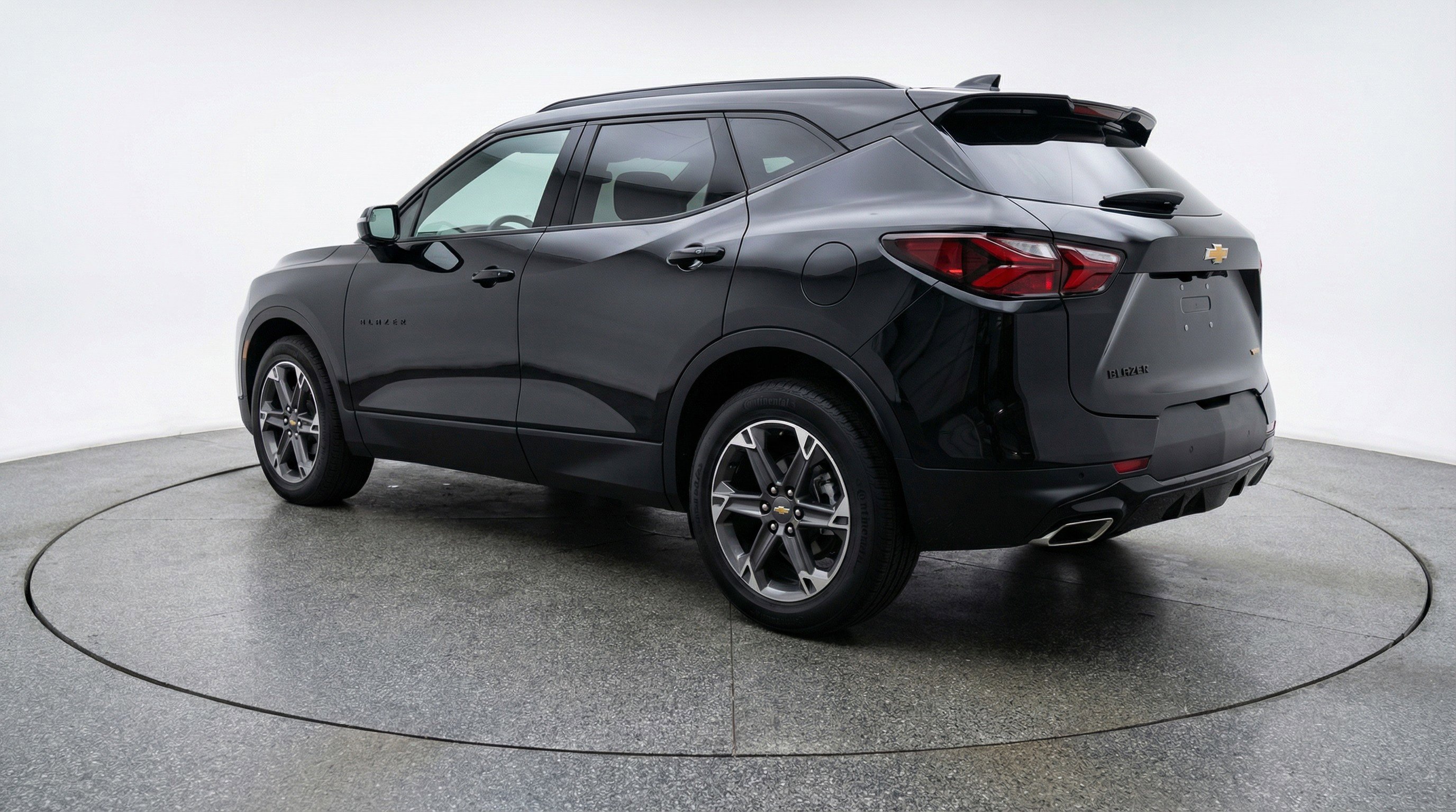 Used 2025 Chevrolet Blazer LT image 6