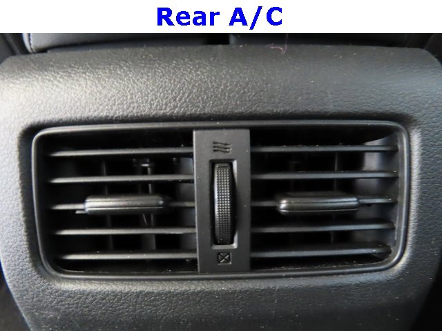 Used 2023 Nissan Rogue S image 30