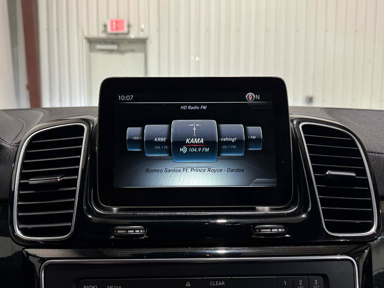 Used 2018 Mercedes-Benz GLS 450 4MATIC image 38