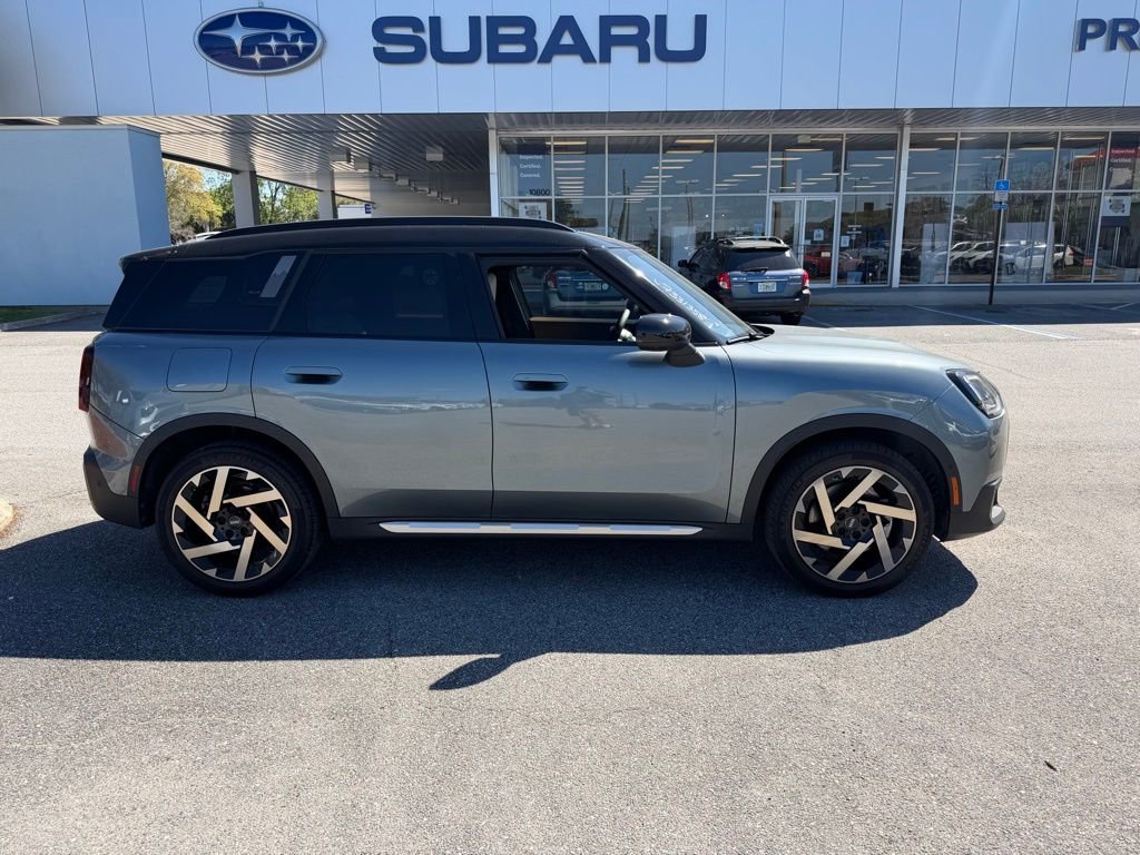 Used 2025 MINI Cooper Countryman S image 2