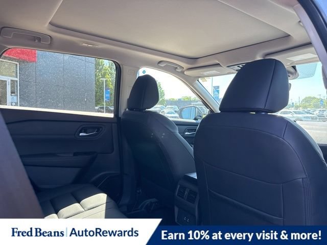 New 2026 Nissan Rogue Dark Armor AWD/4WD image 15