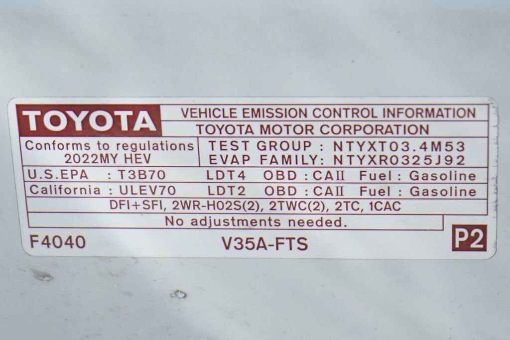 Used 2022 Toyota Tundra Limited AWD/4WD image 14