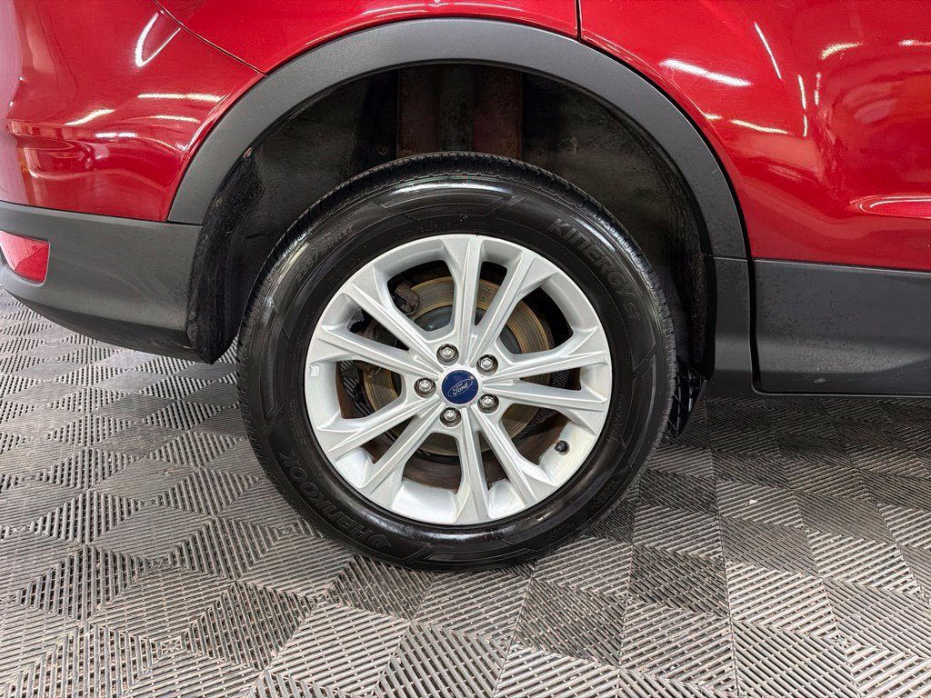 Certified 2018 Ford Escape SE FWD image 14