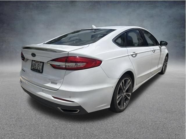 Used 2019 Ford Fusion Titanium FWD image 4
