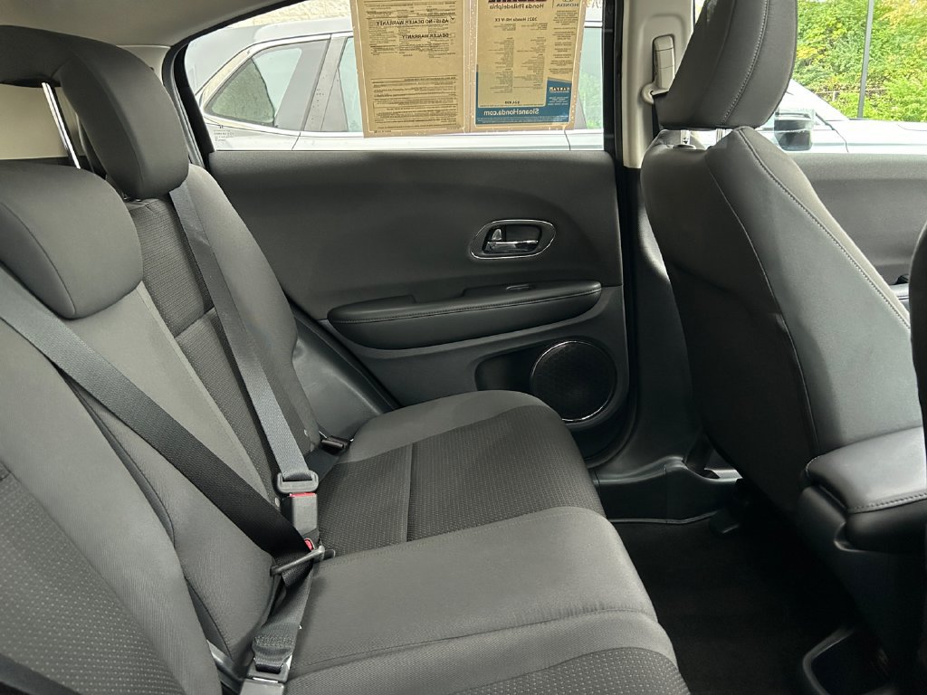 Used 2021 Honda HR-V EX image 31