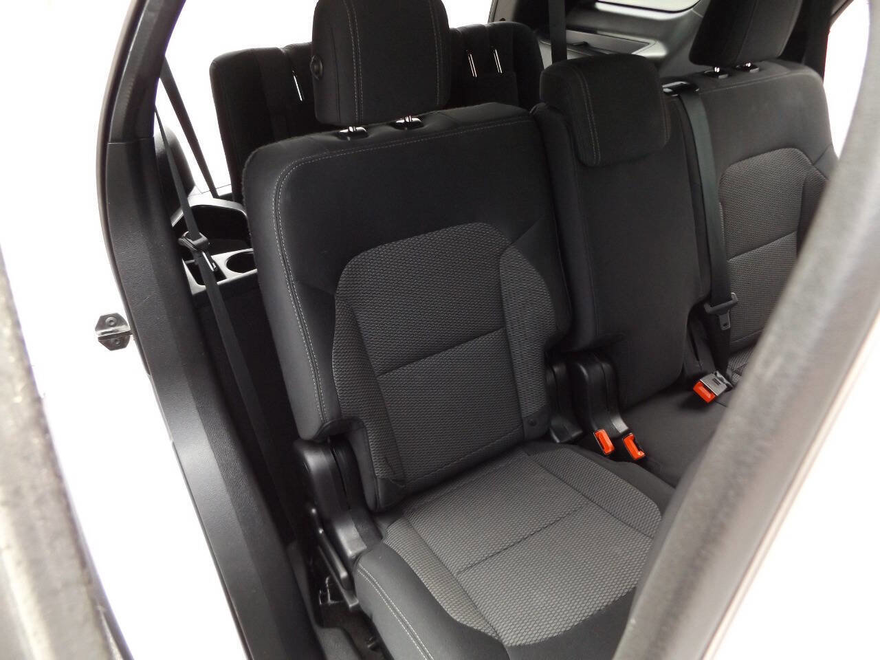 Used 2016 Ford Explorer XLT image 23