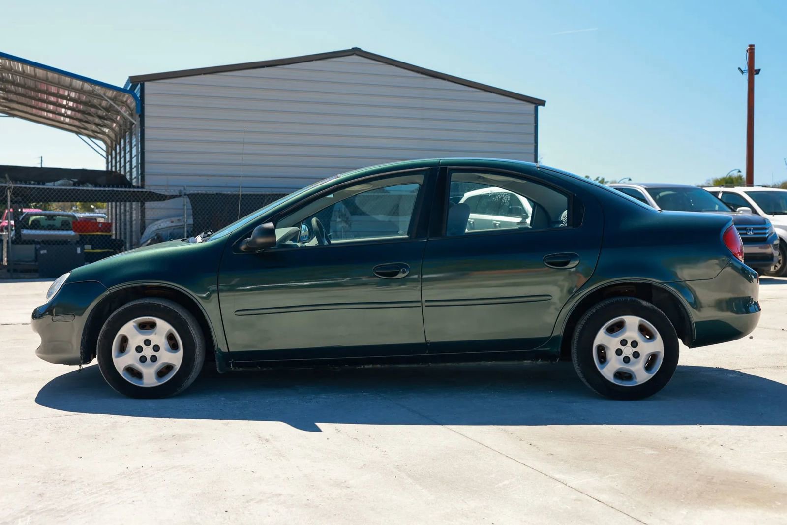 Used 2001 Dodge Neon Highline image 3