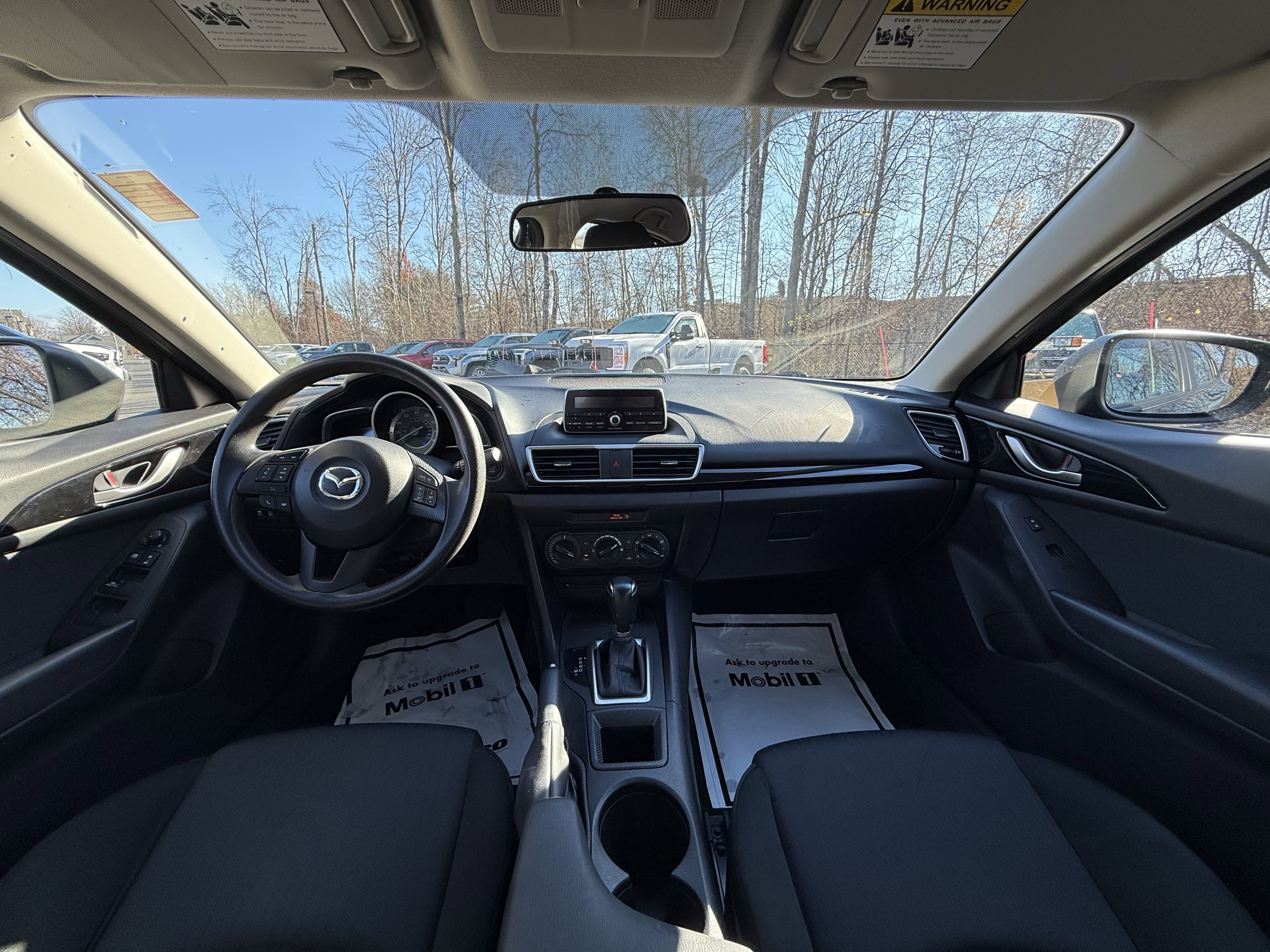Used 2014 MAZDA MAZDA3 i Sport image 2