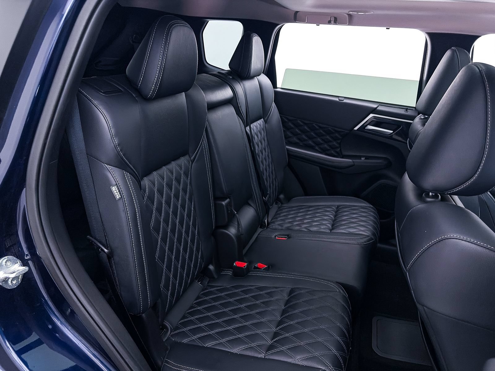 Used 2024 Mitsubishi Outlander SEL AWD/4WD image 41