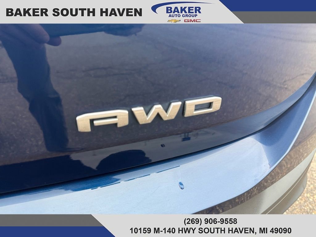 Used 2022 GMC Terrain SLE w/ Driver Convenience Package image 8