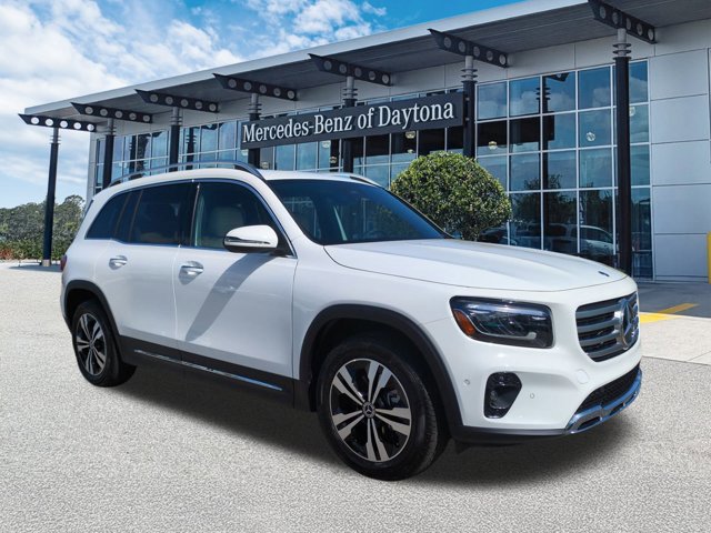 Used 2025 Mercedes-Benz GLB 250 image 2