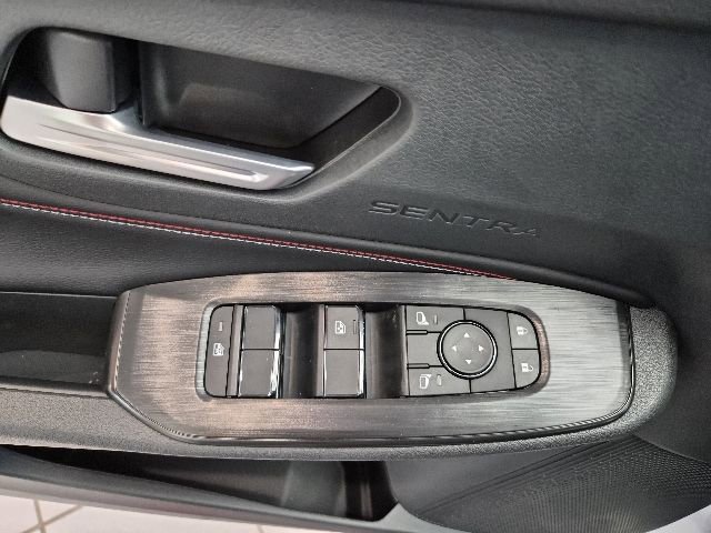 New 2026 Nissan Sentra SR FWD image 15