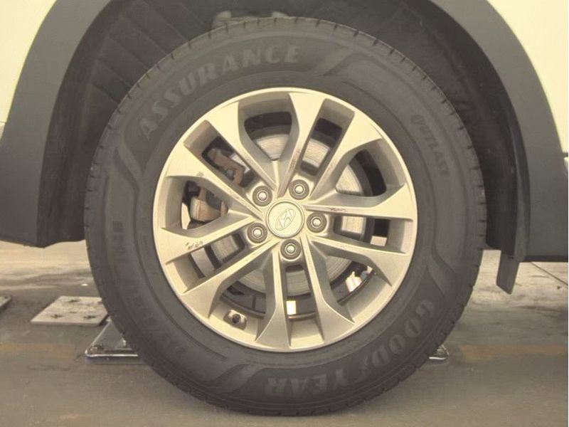 Used 2019 Hyundai Santa Fe SE AWD/4WD image 13