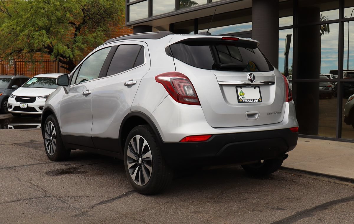 Used 2021 Buick Encore Preferred w/ Safety Package II FWD image 9