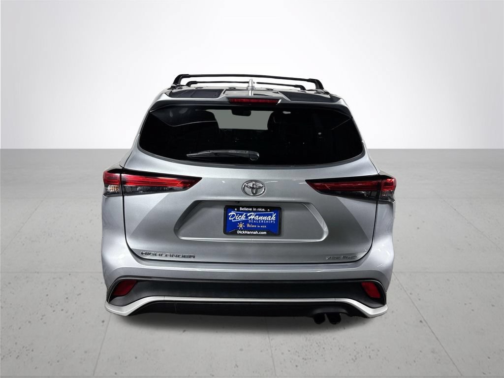 Used 2021 Toyota Highlander XSE AWD/4WD image 7