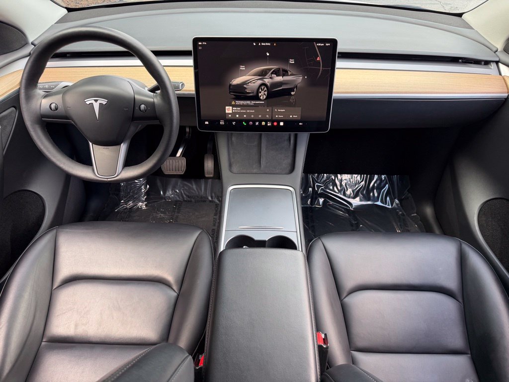 Used 2023 Tesla Model Y 2WD image 40