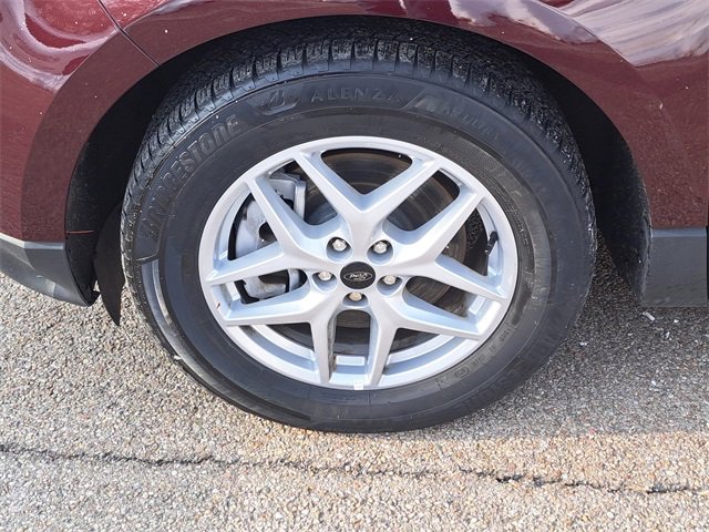 Used 2024 Ford Edge SEL image 8