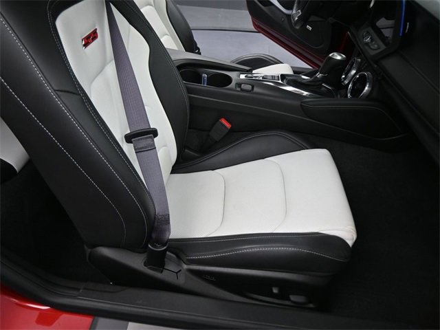 Used 2017 Chevrolet Camaro SS image 12